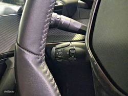 Peugeot 2008 Puretech 130 S&S BVM6 Allure Pack - Miniatura 25