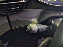 Peugeot 2008 Puretech 130 S&S BVM6 Allure Pack - Miniatura 26