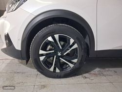 Peugeot 2008 Puretech 130 S&S BVM6 GT - Miniatura 13