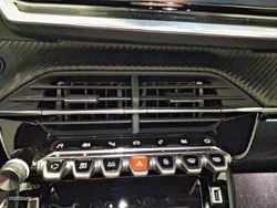 Peugeot 2008 Puretech 130 S&S BVM6 GT - Miniatura 22