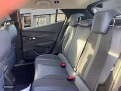 Peugeot 2008 BlueHDI 100 S&S BVM6 Allure - Miniatura 12