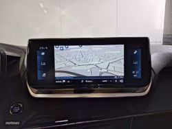 Peugeot 2008 Puretech 130 S&S EAT8 Allure Pack - Miniatura 19