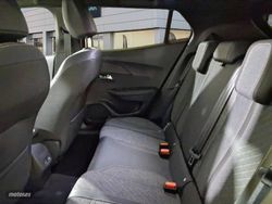 Peugeot 2008 N2008 Hybrid 145 eDCS6 Allure - Miniatura 23