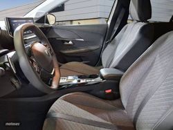 Peugeot 208 HYBRID 110 eDCS6 Allure - Miniatura 11