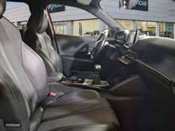 Peugeot 2008 Puretech 130 S&S BVM6 GT - Miniatura 17