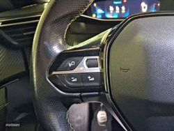 Peugeot 2008 Puretech 130 S&S BVM6 GT - Miniatura 25