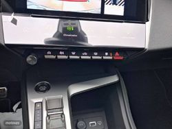 Peugeot 308 5P Hybrid MHEV 145 e-DCS6 GT - Miniatura 18