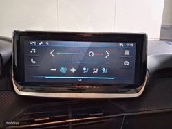 Peugeot 208 HYBRID 110 eDCS6 Style - Miniatura 11