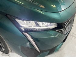 Peugeot 308 SW PureTech 130 S&S MAN Allure - Miniatura 15