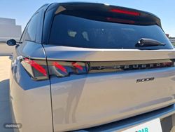 Peugeot 5008 1.2 107KW eDCS6 GT - Miniatura 22