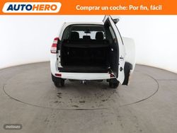 Toyota Land Cruiser 2.8 D-4D Executive - Miniatura 17