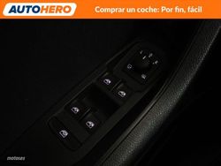 Skoda Karoq 2.0 TDI Ambition 4x4 - Miniatura 31