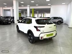 Kia Stonic Concept 1.0 TGDI 115CV MHEV - Miniatura 7