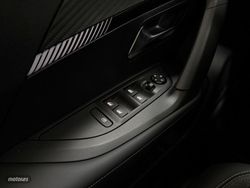 Peugeot 2008 Allure Hybrid 1.2 145CV eDCS6 MHEV - Miniatura 24