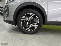 Peugeot 2008 Allure Hybrid 1.2 145CV eDCS6 MHEV - Miniatura 29