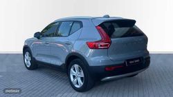 Volvo XC40 XC40 B3 Mild hybrid Gasolina Core - Miniatura 2