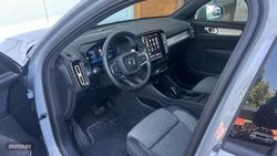 Volvo XC40 XC40 B3 Mild hybrid Gasolina Core - Miniatura 5