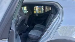 Volvo XC40 XC40 B3 Mild hybrid Gasolina Core - Miniatura 7