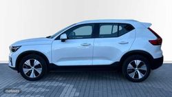 Volvo XC40 XC40 2.0 B3 CORE AUTO 163 5P - Miniatura 3