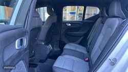 Volvo XC40 XC40 2.0 B3 CORE AUTO 163 5P - Miniatura 7