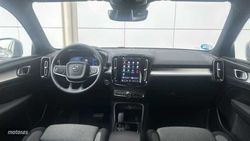 Volvo XC40 XC40 2.0 B3 CORE AUTO 163 5P - Miniatura 6