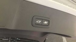 Volvo XC40 XC40 Core, B3 Mild hybrid, Gasolina - Miniatura 19