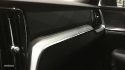 Volvo V 60 V60 PLUS B4 MILD HYBRID GASOLINA - Miniatura 22