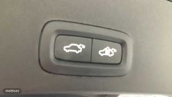 Volvo XC40 XC40 PLUS B3 MILD HYBRID GASOLINA - Miniatura 26