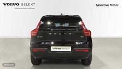 Volvo XC40 XC40 PLUS B3 MILD HYBRID GASOLINA - Miniatura 4