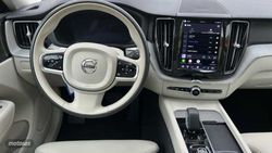 Volvo XC 60 2.0 T6 RECHARGE PLUS DARK AUTO 4WD 350 5P - Miniatura 12