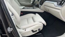 Volvo XC 60 2.0 T6 RECHARGE PLUS DARK AUTO 4WD 350 5P - Miniatura 17