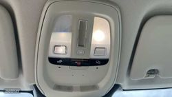 Volvo XC 60 2.0 T6 RECHARGE PLUS DARK AUTO 4WD 350 5P - Miniatura 32