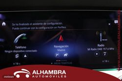 Mercedes Clase E E 220 d Coupé - Miniatura 17
