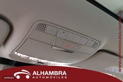 Mercedes Clase E E 220 d Coupé - Miniatura 22