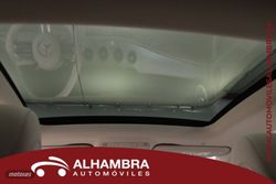 Mercedes Clase E E 220 d Coupé - Miniatura 32