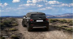 Jeep Avenger 1.2 eHybrid 81kW (110CV) Summit - Miniatura 4