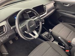Kia Stonic 1.0 T-GDi MHEV Drive 74 kW (100 CV) - Miniatura 7