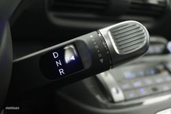 Hyundai Inster BEV 49KWH MAXX CROSS 5P - Miniatura 10