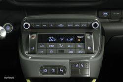 Hyundai Inster BEV 49KWH MAXX CROSS 5P - Miniatura 11