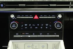 Hyundai Santa Fe 1.6T PHEV STYLE GREEN DIGITAL KEY 5P 7 Plazas - Miniatura 11