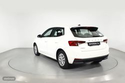 Skoda Fabia 1.0 TSI 70KW AMBITION 5P - Miniatura 2