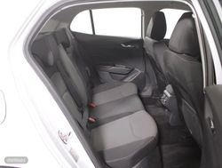 Skoda Fabia 1.0 TSI 70KW AMBITION 5P - Miniatura 6