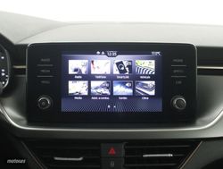 Skoda Kamiq 1.5 TSI DSG STYLE - Miniatura 12