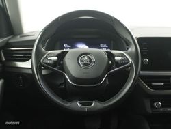 Skoda Kamiq 1.5 TSI DSG STYLE - Miniatura 13