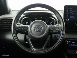 Toyota Yaris 1.5 VVT-I HYBRID STYLE 5P - Miniatura 13