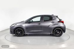 Toyota Yaris 1.5 VVT-I HYBRID STYLE 5P - Miniatura 19