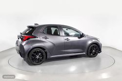 Toyota Yaris 1.5 VVT-I HYBRID STYLE 5P - Miniatura 24