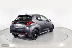 Toyota Yaris 1.5 VVT-I HYBRID STYLE 5P - Miniatura 25