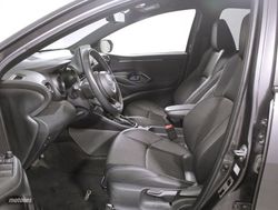 Toyota Yaris 1.5 VVT-I HYBRID STYLE 5P - Miniatura 27