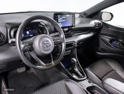 Toyota Yaris 1.5 VVT-I HYBRID STYLE 5P - Miniatura 28